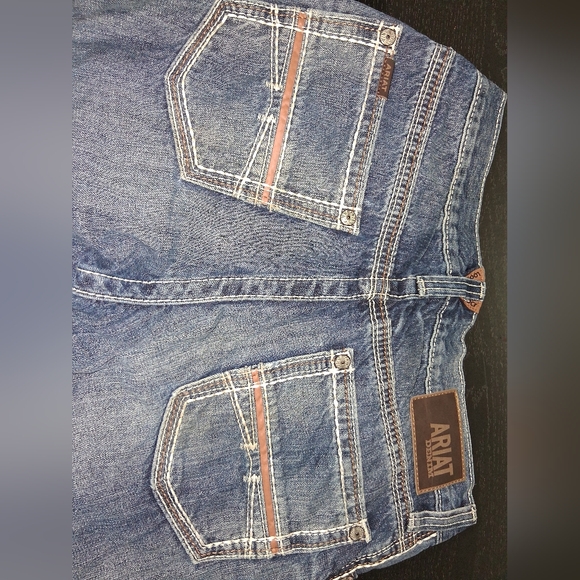 Ariat Men's Classic Blue Straight Jeans - Picture 13 of 16